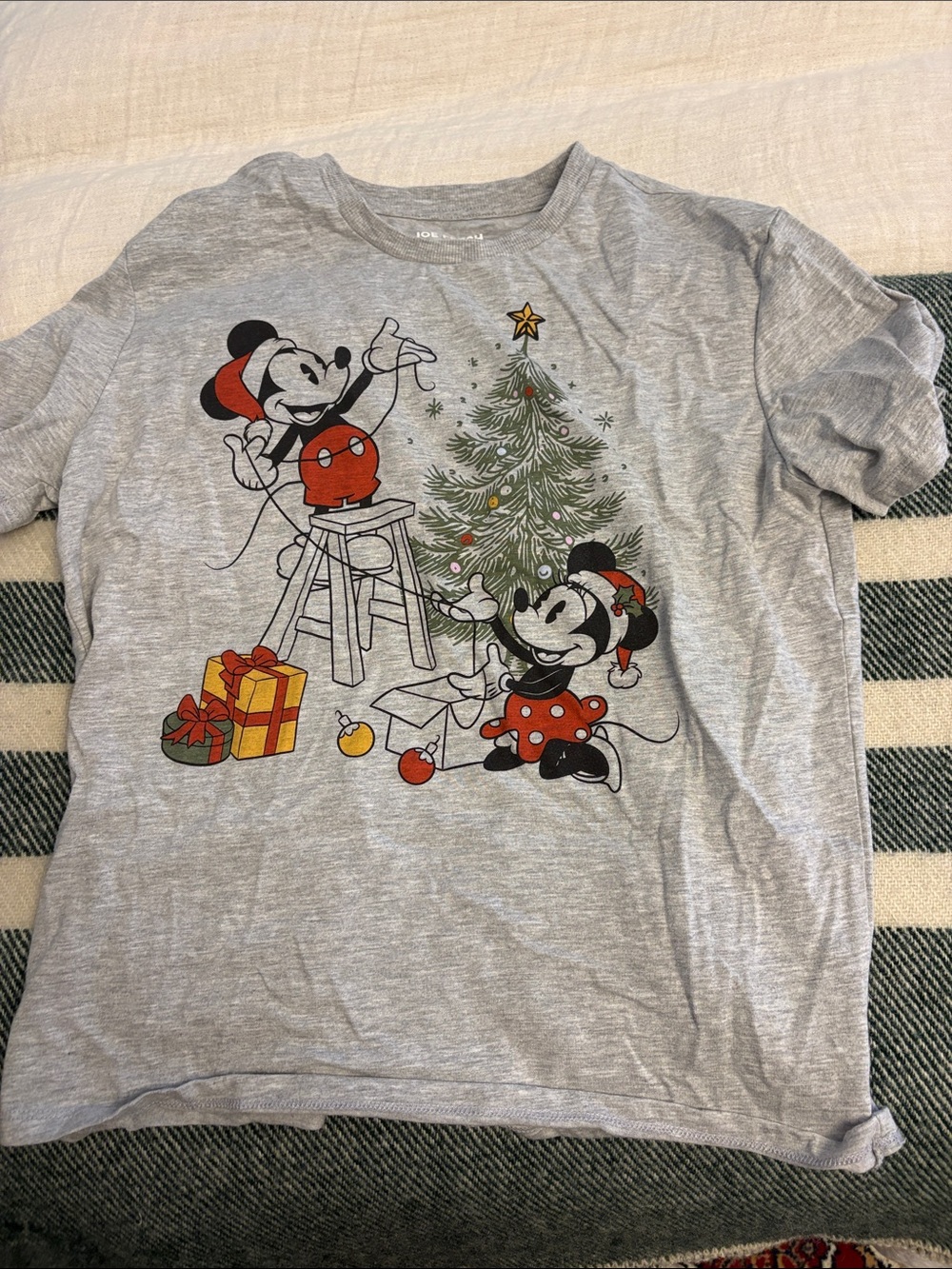 Joe Fresh Grey Mickey & Minnie Holiday Graphic Tee